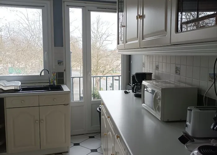 Joli Appartement Type 5 En Centre Ville