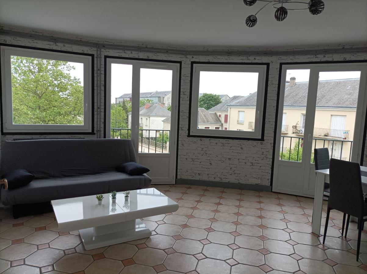 Apartment Joli Type 5 En Centre