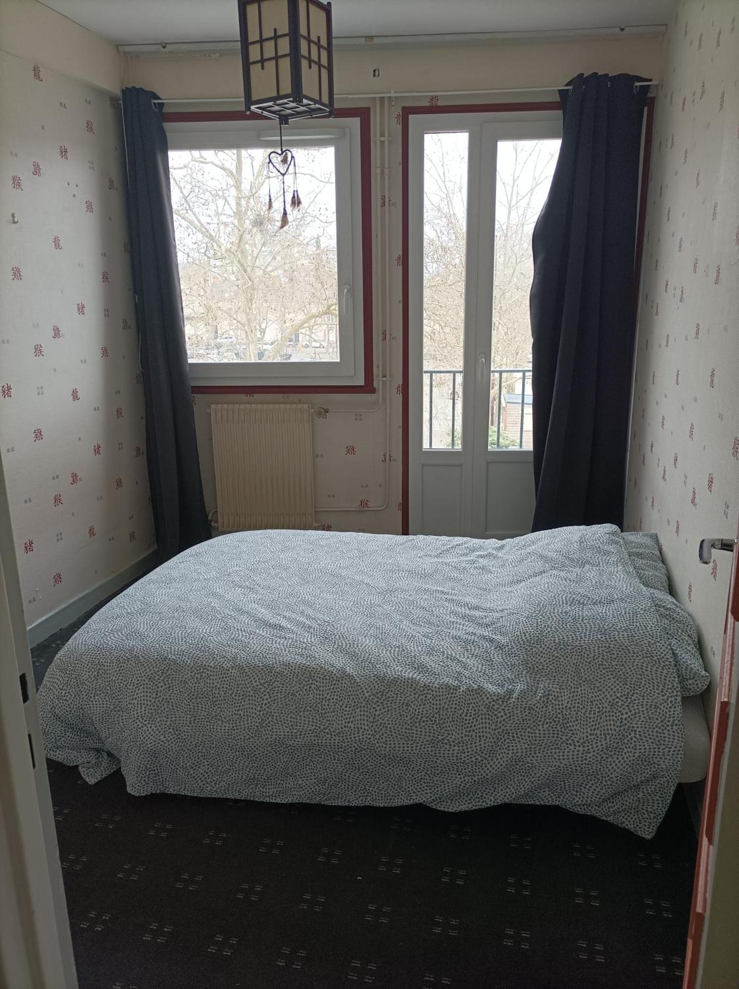 Apartment Joli Type 5 En Centre *
